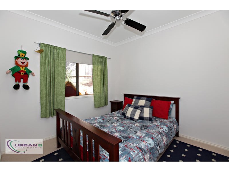 15 Grange Place, Bellbowrie QLD 4070